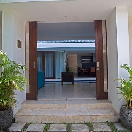 Indi Villas - The Bhadra Villa Σεμινιάκ Εξωτερικό φωτογραφία